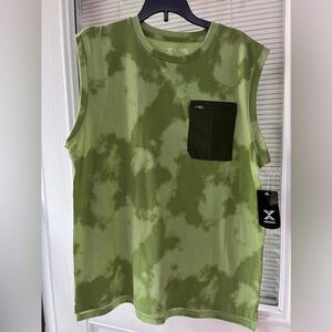 (M) Xersion green low cut t-shirt